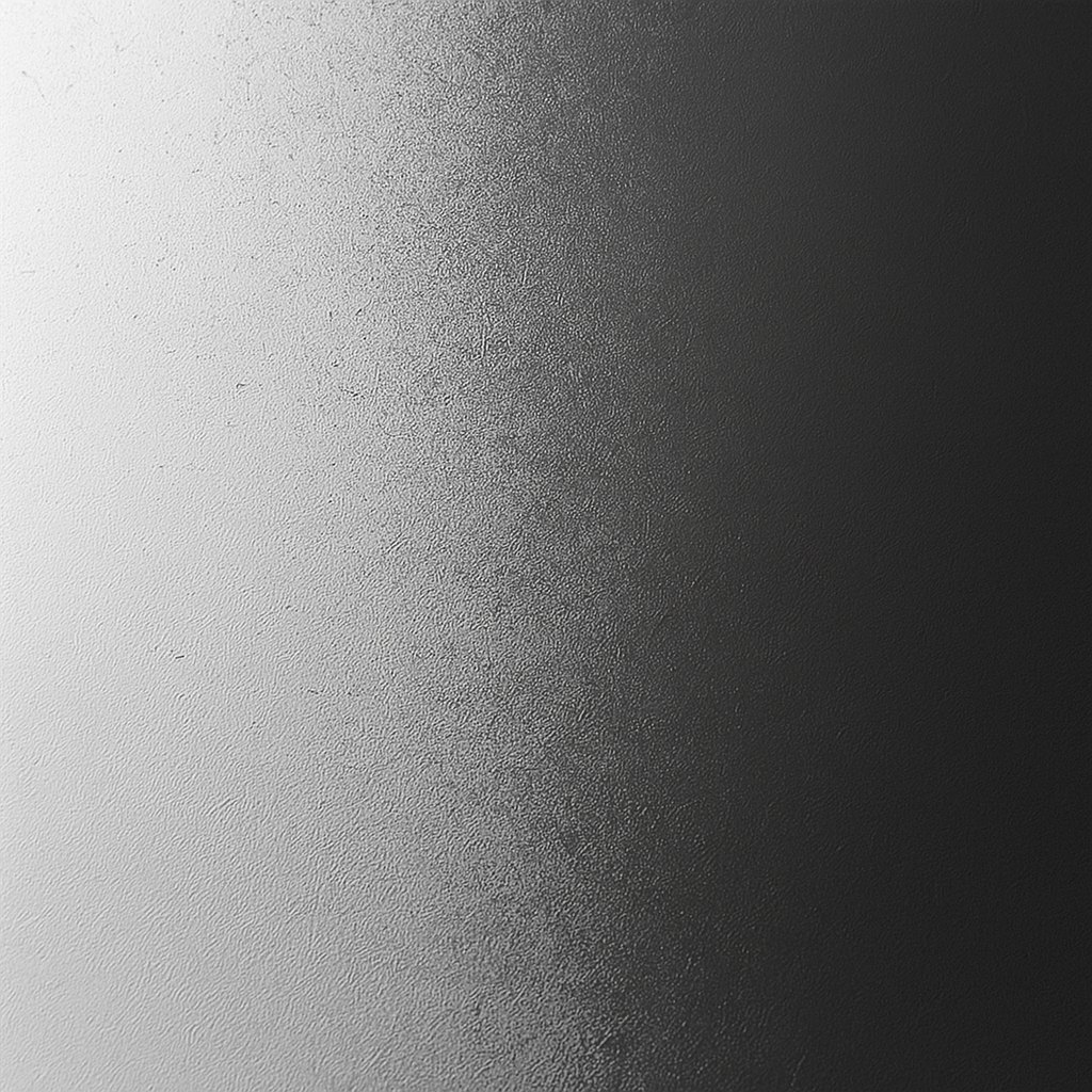 "Designspiegel mit handlackierter Spiegelfläche – Detailaufnahme der feinen Sprühstruktur und des sanften Farbverlaufs von hellgrau zu schwarz. Hochwertige Spiegelkunst aus der pARTisserie Kollektion von I WAS HERE."