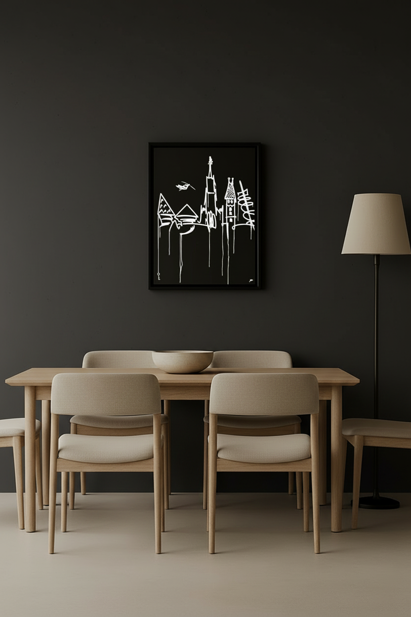 Designspiegel 80×100 cm mit weißer Ulm Skyline, zentral platziert im modernen Esszimmer.